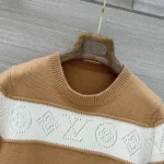 Женская футболка Louis Vuitton коричневого цвета, артикул 346578 — фото 5