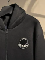 Мужская кофта на молнии Moncler чёрного цвета, артикул 346659 — фото 3