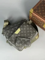 Сумка мессенджер LOUIS VUITTON — фото 5