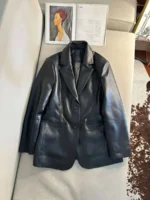 Женский кожаный пиджак Prada чёрного цвета, артикул 346695