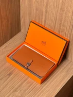 Женский кошелёк Hermes коричневого цвета, артикул 346723 — фото 3