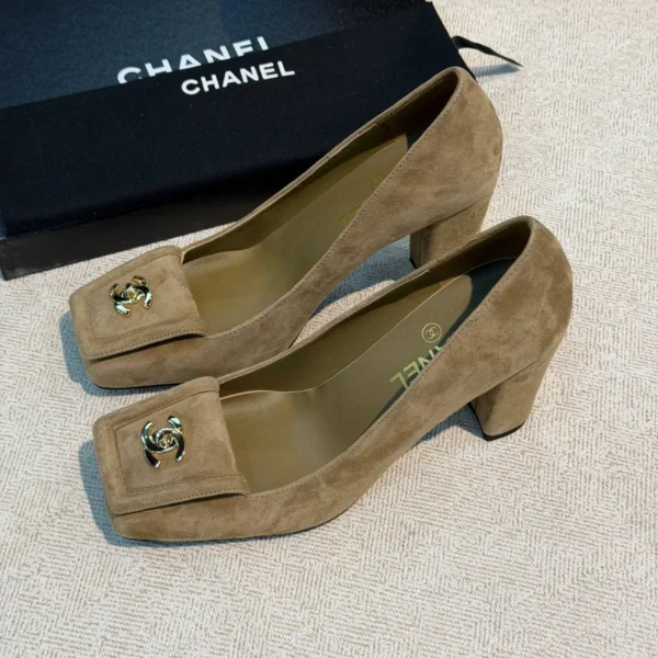 Туфли CHANEL