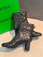 Женские ботильоны Bottega Veneta чёрного цвета, артикул 346770 — фото 3