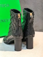 Женские ботильоны Bottega Veneta чёрного цвета, артикул 346770 — фото 4