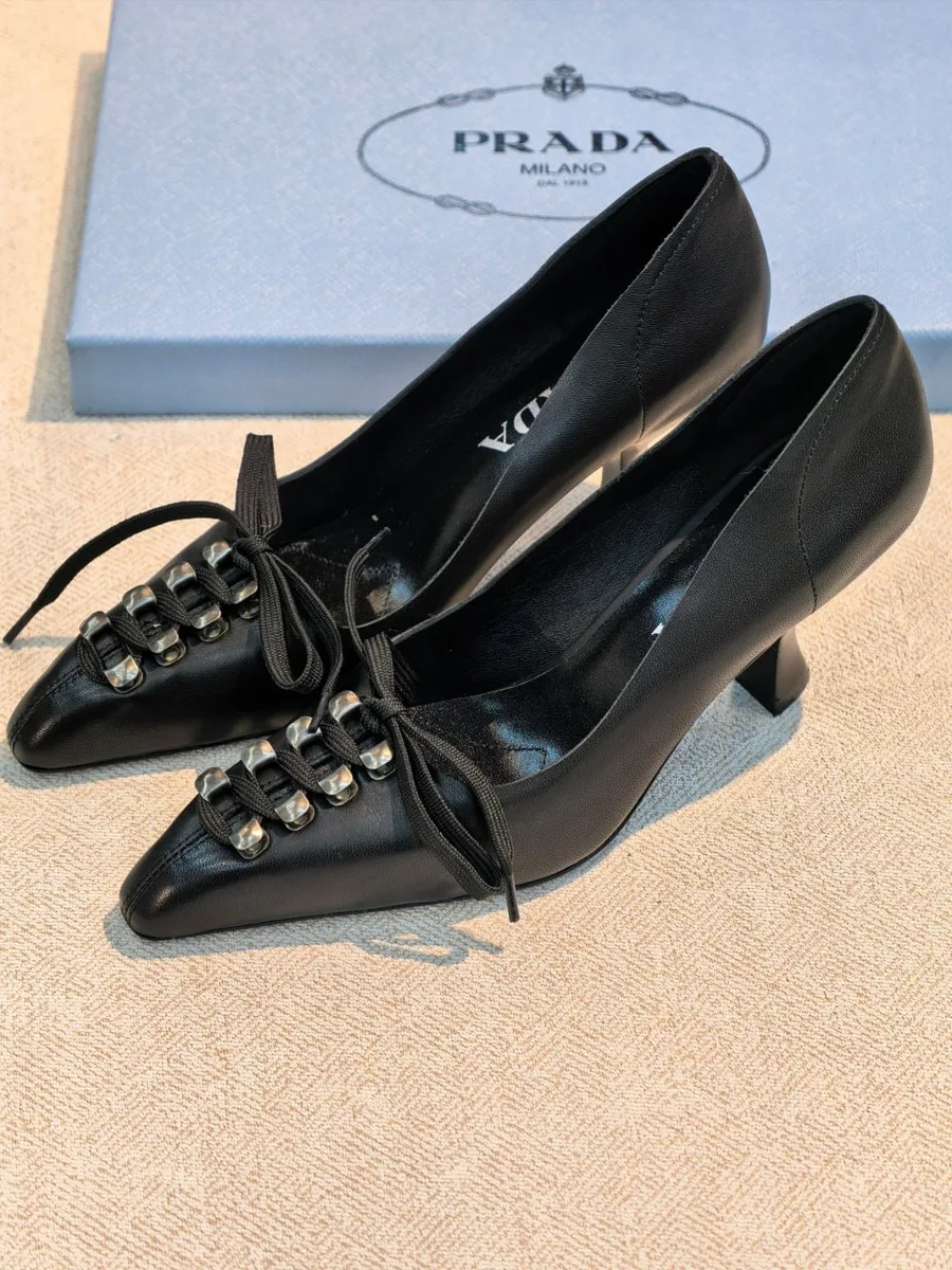 346773_1 Женские туфли Prada чёрного цвета, артикул 346773