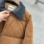 Женская куртка Miu Miu коричневого цвета, артикул 346798 — фото 3