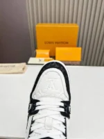 Мужские кеды Louis Vuitton чёрно-белого цвета, артикул 346852 — фото 7