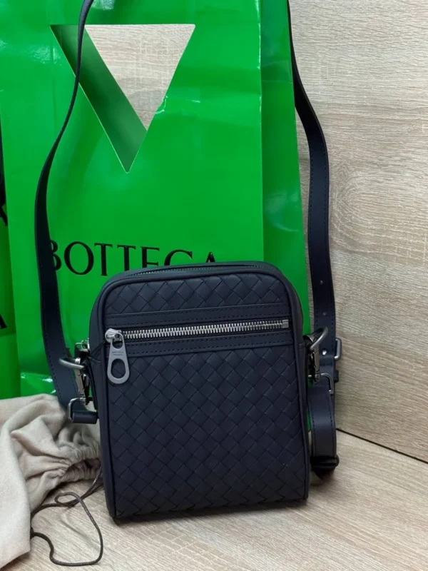 Сумка мессенджер BOTTEGA VENETA