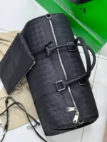 Мужская дорожная сумка Bottega Veneta чёрного цвета, артикул 346989 — фото 3