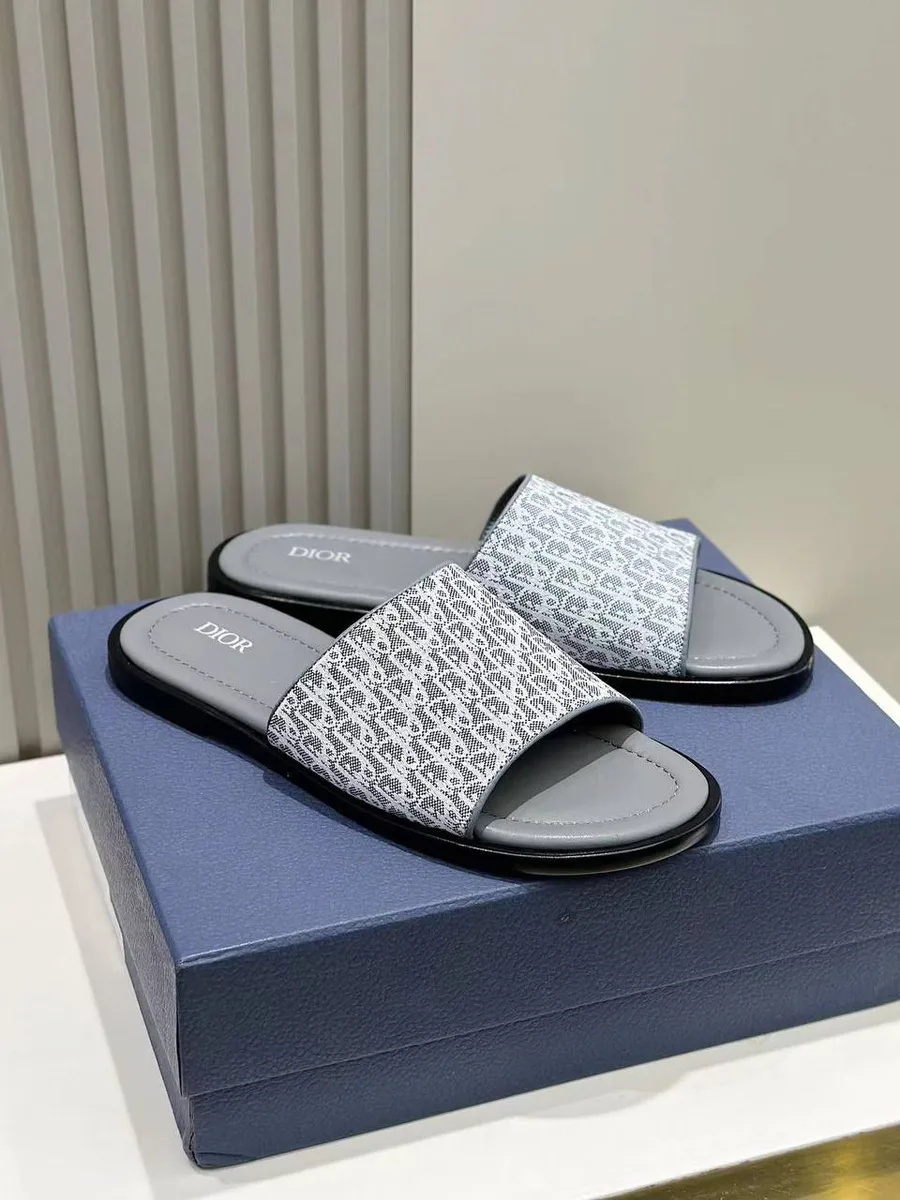 Шлепанцы DIOR