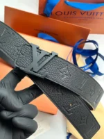 Мужской ремень Louis Vuitton чёрного цвета, артикул 347090 — фото 4