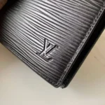 Мужское портмоне Louis Vuitton чёрного цвета, артикул 347133 — фото 6