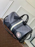 Мужская дорожная сумка Louis Vuitton чёрного цвета, артикул 347140
