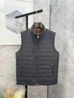 Мужская безрукавка Kiton серого цвета, артикул 347176