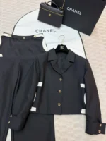 Женский костюм Chanel чёрного цвета, артикул 347206 — фото 2