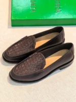 Женские лоферы Bottega Veneta коричневого цвета, артикул 347219