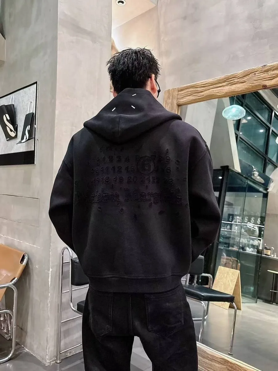 347264_1 Мужская кофта на молнии Maison Margiela чёрного цвета, артикул 347264