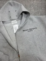 Мужская кофта на молнии Maison Margiela серого цвета, артикул 347265 — фото 3