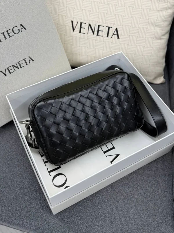 Сумка мессенджер BOTTEGA VENETA — фото 2