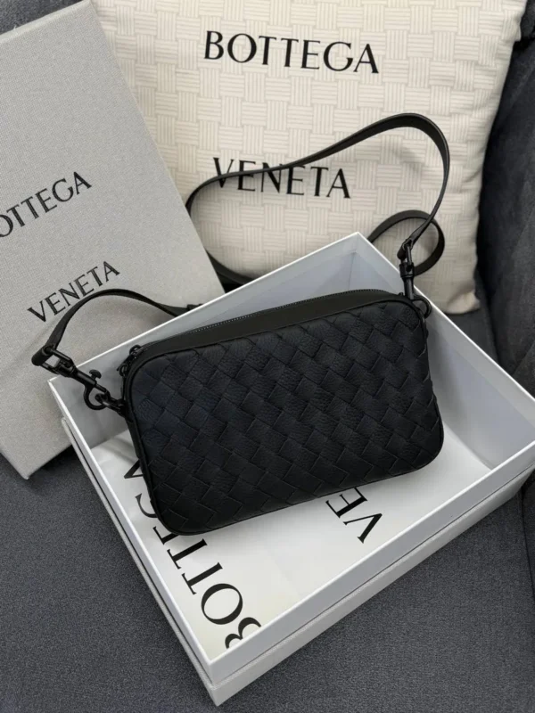 Сумка мессенджер BOTTEGA VENETA