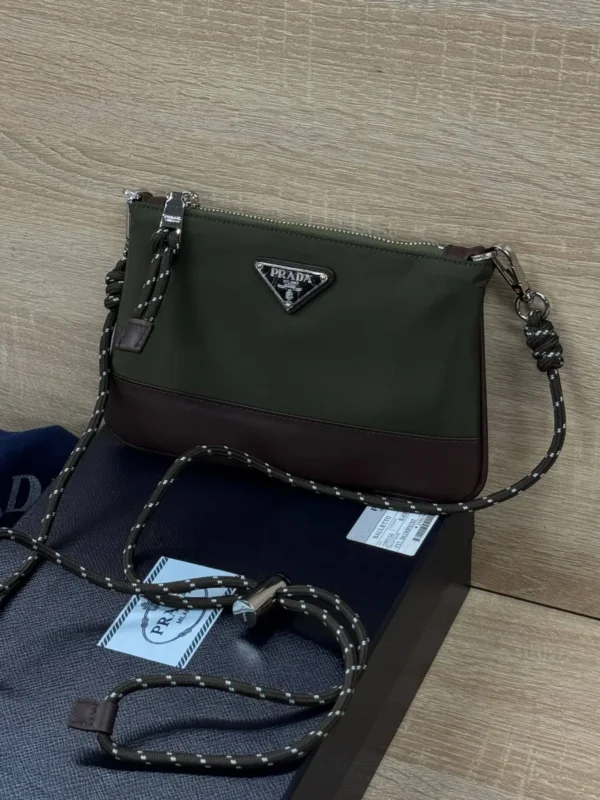 Сумка мессенджер PRADA