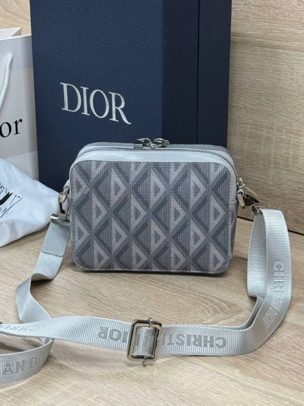 Сумка мессенджер DIOR — фото 2