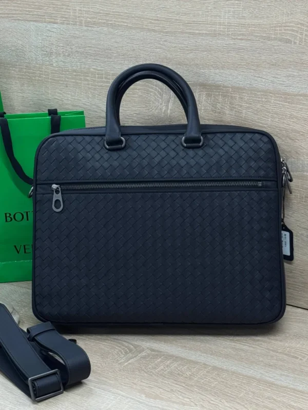 Портфель BOTTEGA VENETA