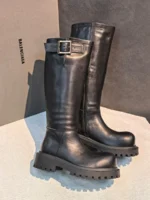 Женские сапоги Balenciaga чёрного цвета, артикул 347338 — фото 2