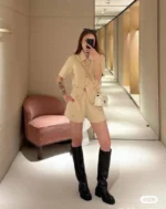 Женский костюм Louis Vuitton бежевого цвета, артикул 347375 — фото 10