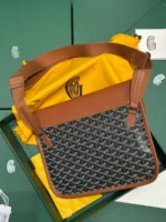 Мужская сумка мессенджер Goyard коричневого цвета, артикул 347381 — фото 2