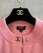Женский кардиган Chanel розового цвета, артикул 347455 — фото 4