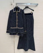 Женский костюм Chanel тёмно-синего цвета, артикул 347517