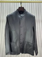 Мужская куртка Kiton коричневого цвета, артикул 347521