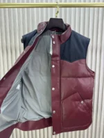 Мужская безрукавка Brunello Cucinelli бордового цвета, артикул 347574 — фото 3