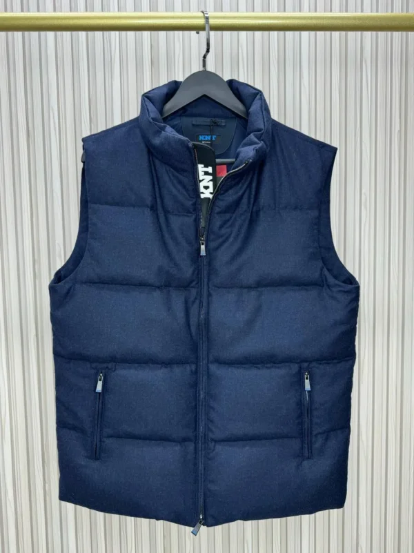 Безрукавка KITON