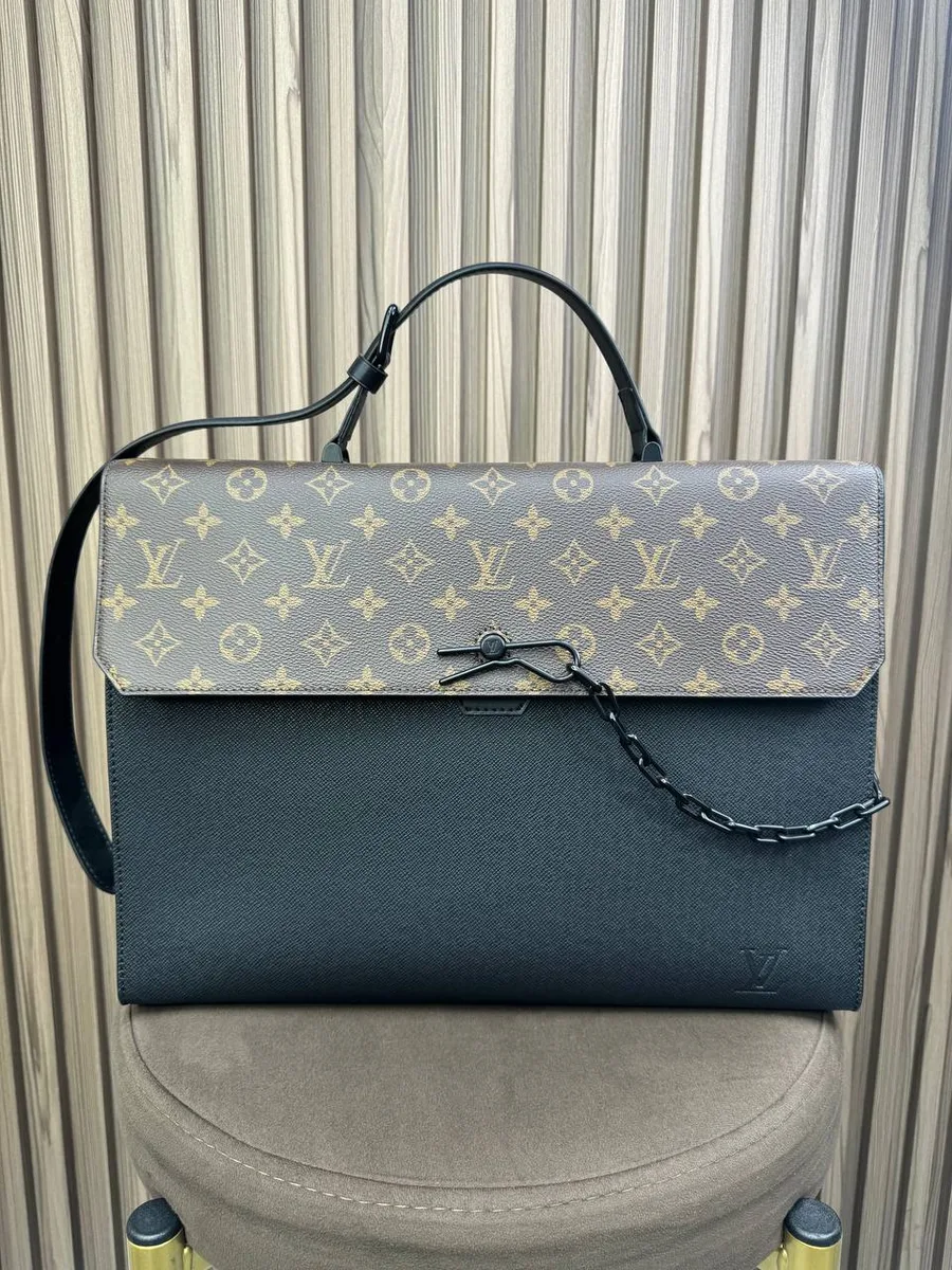 347606_1 Мужской портфель Louis Vuitton чёрного цвета, артикул 347606