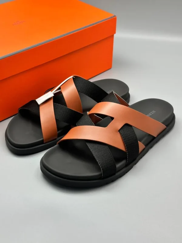 Шлепанцы HERMES