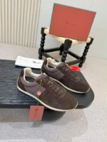 Мужские кроссовки Loro Piana коричневого цвета, артикул 347645