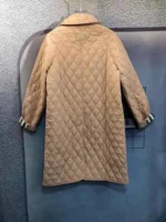 Женская куртка Burberry бежевого цвета, артикул 347701 — фото 2