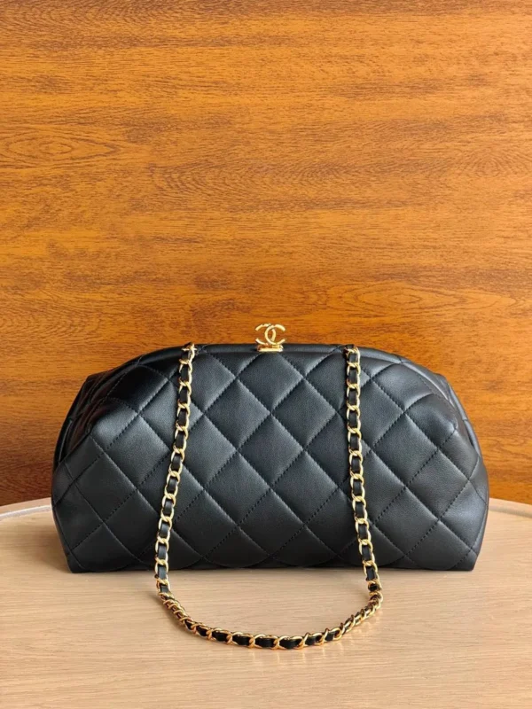 Женская сумка Chanel чёрного цвета, артикул 347707