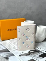 Мужская обложка Louis Vuitton белого цвета, артикул 347738 — фото 2