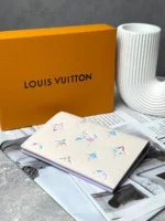 Мужская обложка Louis Vuitton белого цвета, артикул 347738 — фото 5