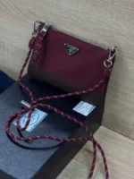 Мужская сумка мессенджер Prada бордового цвета, артикул 347763 — фото 4