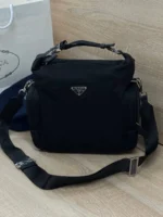 Мужская сумка мессенджер Prada чёрного цвета, артикул 347786