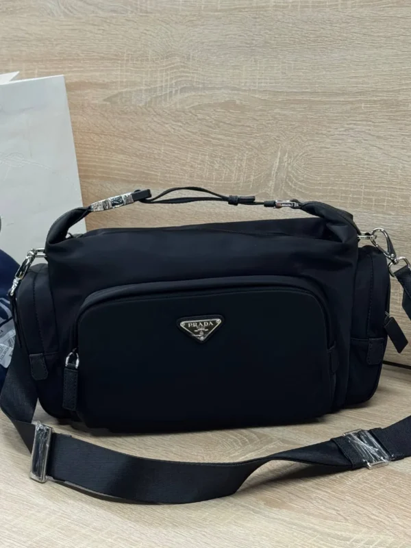 Сумка мессенджер PRADA