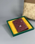 Мужская обложка Louis Vuitton бордового цвета, артикул 347856 — фото 2