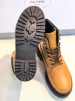Женские ботинки Prada коричневого цвета, артикул 347978 — фото 5