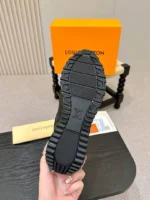 Мужские кроссовки Louis Vuitton чёрного цвета, артикул 348330 — фото 9