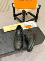 Мужские кроссовки Louis Vuitton чёрного цвета, артикул 348334 — фото 4