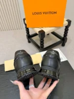 Мужские кроссовки Louis Vuitton чёрного цвета, артикул 348336 — фото 8